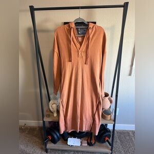 NWT Free People Spur Of The Moment
Solid Hoodie in Pink Cinnamon